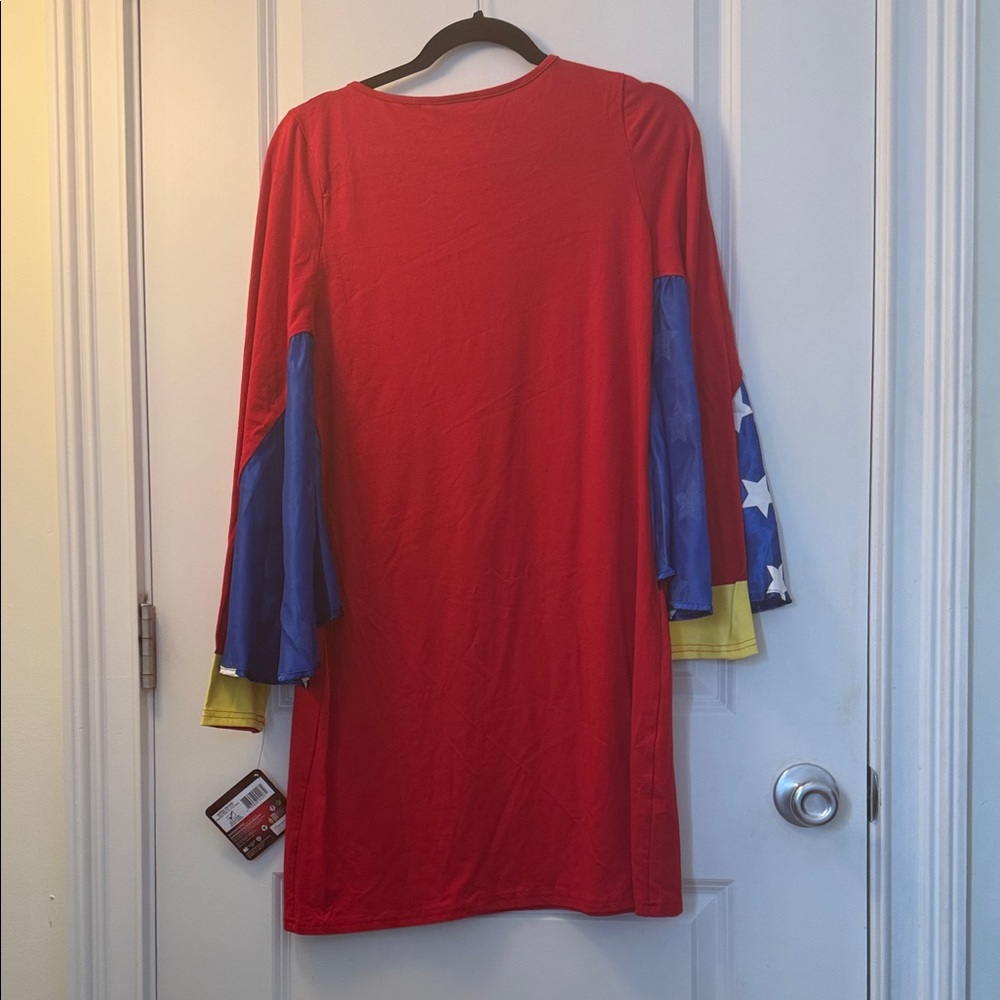 Superheroes Wonder Woman Cape Dress brand new large - Picture 4 of 6